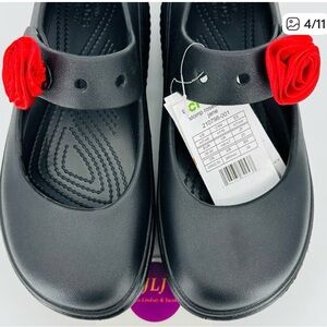 Crocs Women's Stomp Rosette Mary Jane Platform Punk Clogs 210798 Size 9